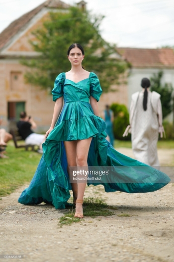 Sole Dress On The Catwalk Of Feeric Fashion Week 2021