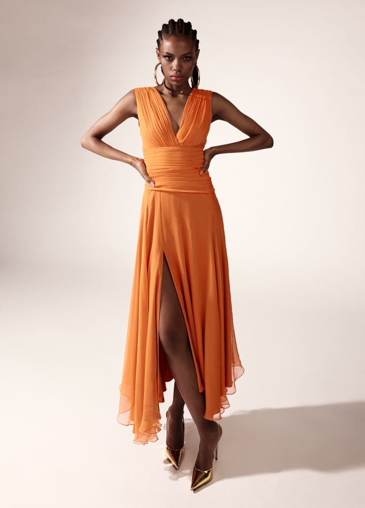 Rochie de seara midi portocalie din voal de matase naturala cu drapaje si  decolteu in V Amber