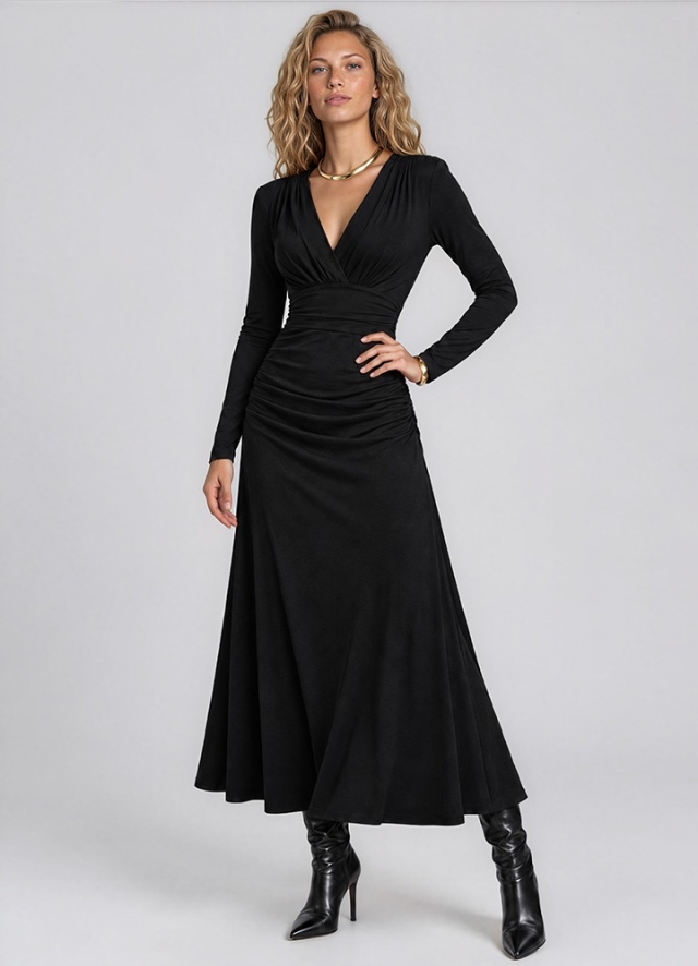 Rochie lunga neagra cu drapaje pe bust si maneci lungi Bacardi