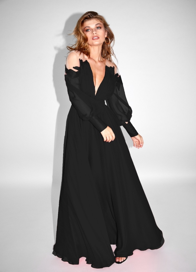 Rochie lunga de seara neagra din voal de matase cu maneci lungi si broderii Divine