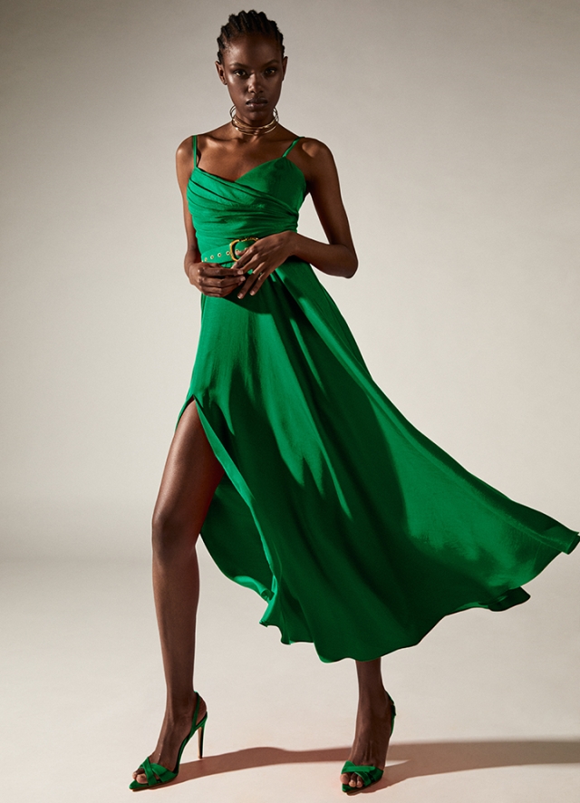 Rochie midi verde cu bust drapat fusta ampla cu slit pe picior si curea asortata Tremolo