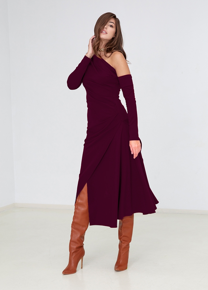 Rochie cocktail midi burgundy cu fusta asimetrica si un umar decoltat Melrose