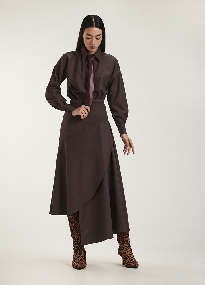 Rochie midi tip camasa maro cu maneci lungi si fusta asimetrica Heron