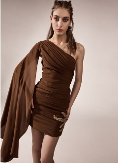 Rochie cocktail scurta maro din matase naturala cu drapaje si broderii Zest