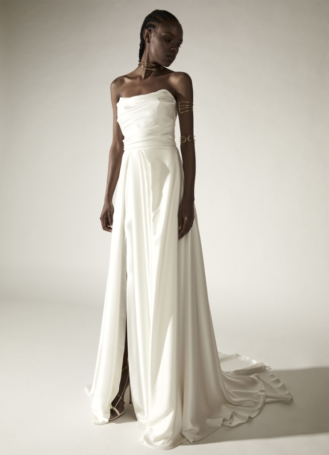 Rochie de mireasa cu corset si trena Marble