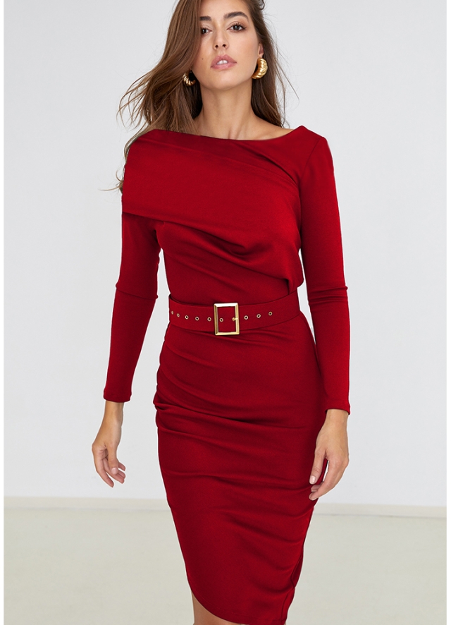 Rochie bodycon rosie din vascoza cu drapaje si curea asortata Slide