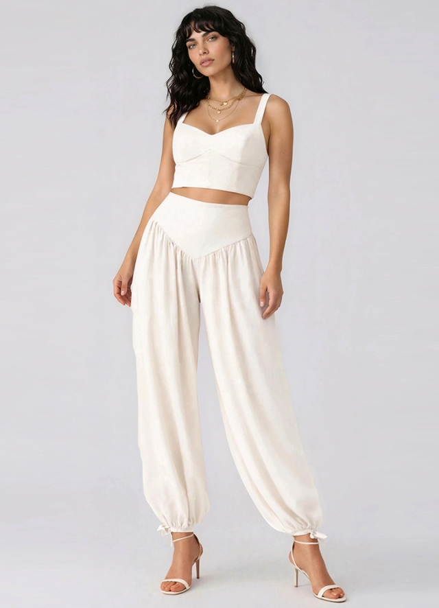 Set bej din in format din top cu bretele si pantaloni balloon Zahavi